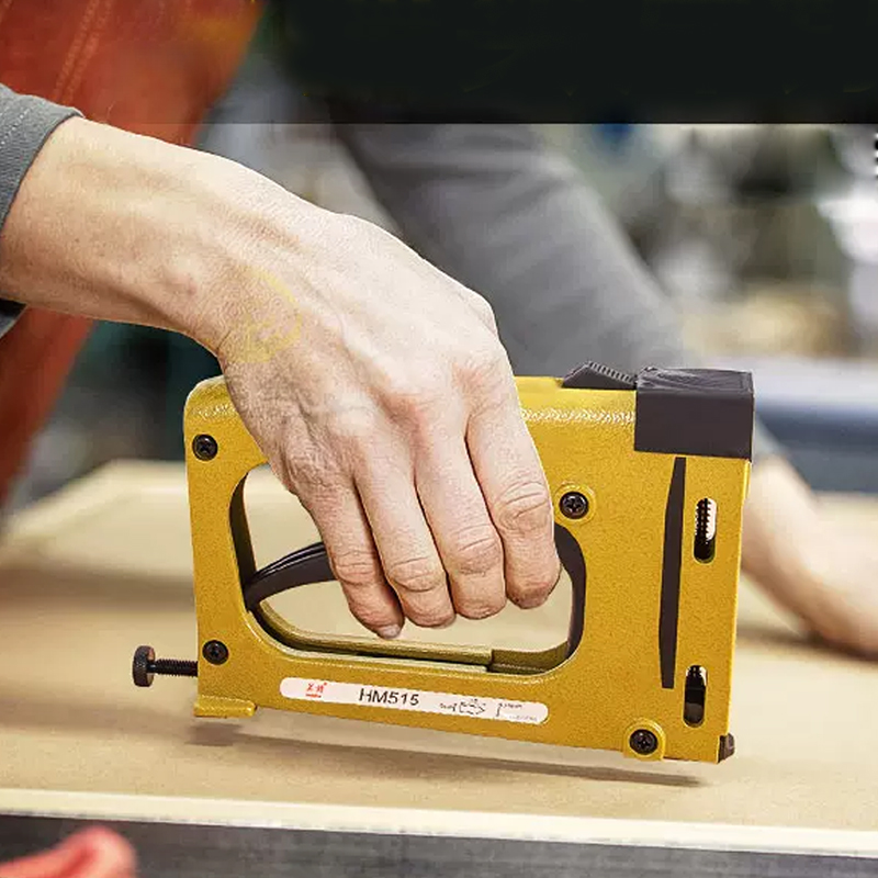 HM515 ピクチャーフレームガンネイラーマニュアルフレック - Woodworking Nail Gun のレビューと価格