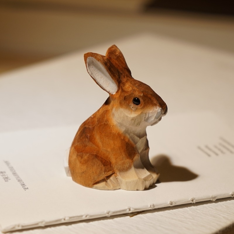 1PC 座っているウサギの手彫り木彫り彫刻愛らしい木製置物手 - Woodworking Rabbet のレビューと価格
