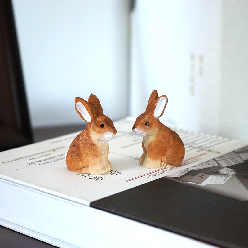 1PC 座っているウサギの手彫り木彫り彫刻愛らしい木製置物手 - Woodworking Rabbet のレビューと価格
